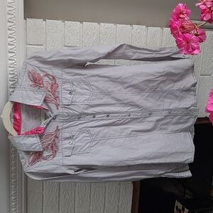 Women's Wrangler Rock 47 Button Down Western shirt size S Rodeo Cowgirl